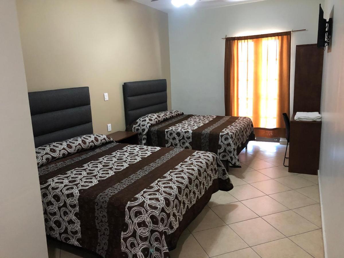 Hotel Posada Ruisenor San Juan de los Lagos Esterno foto