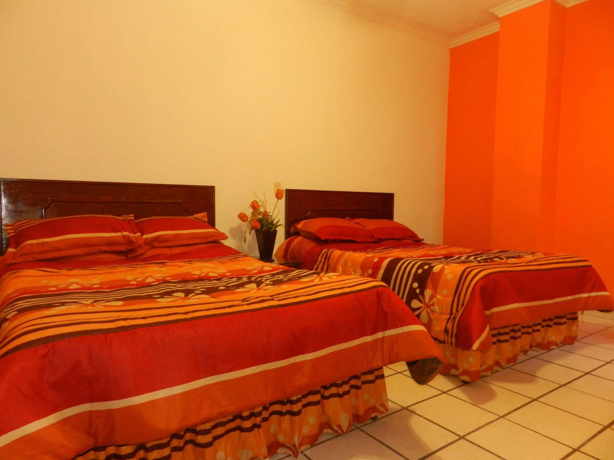 Hotel Posada Ruisenor San Juan de los Lagos Esterno foto